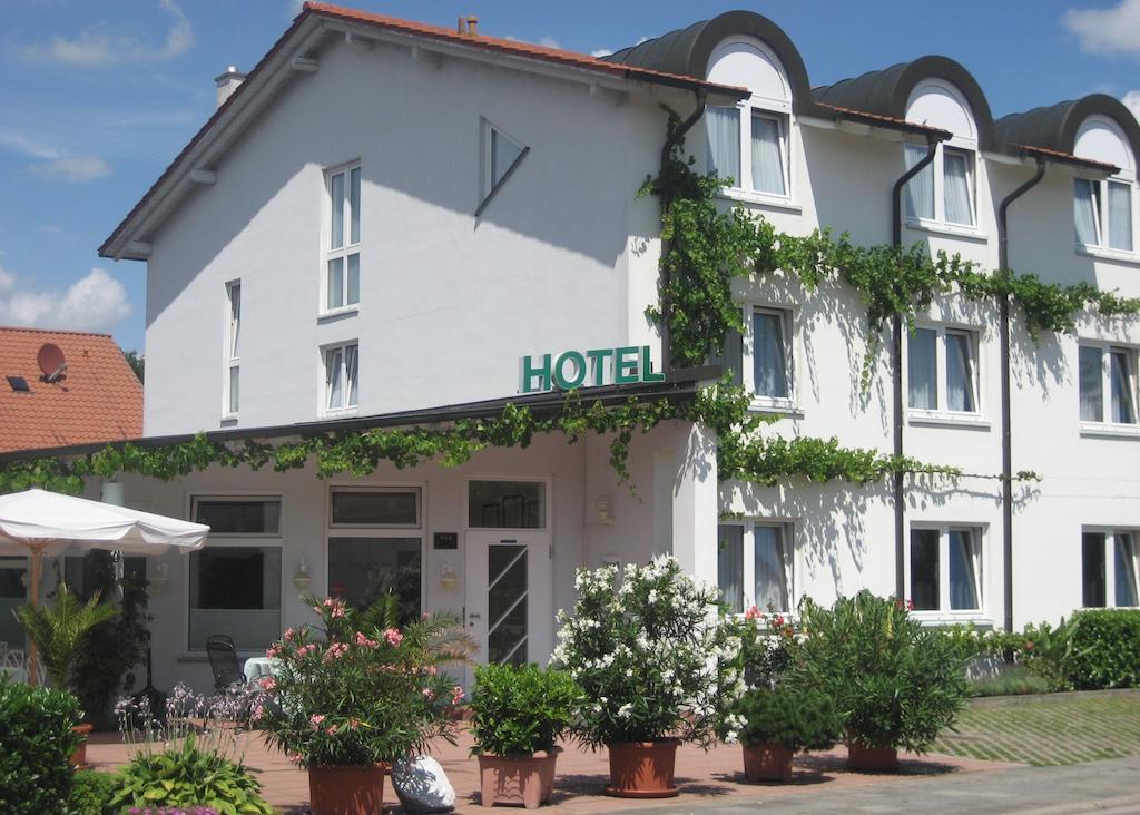 Lindner'S Hotel Bellheim Esterno foto